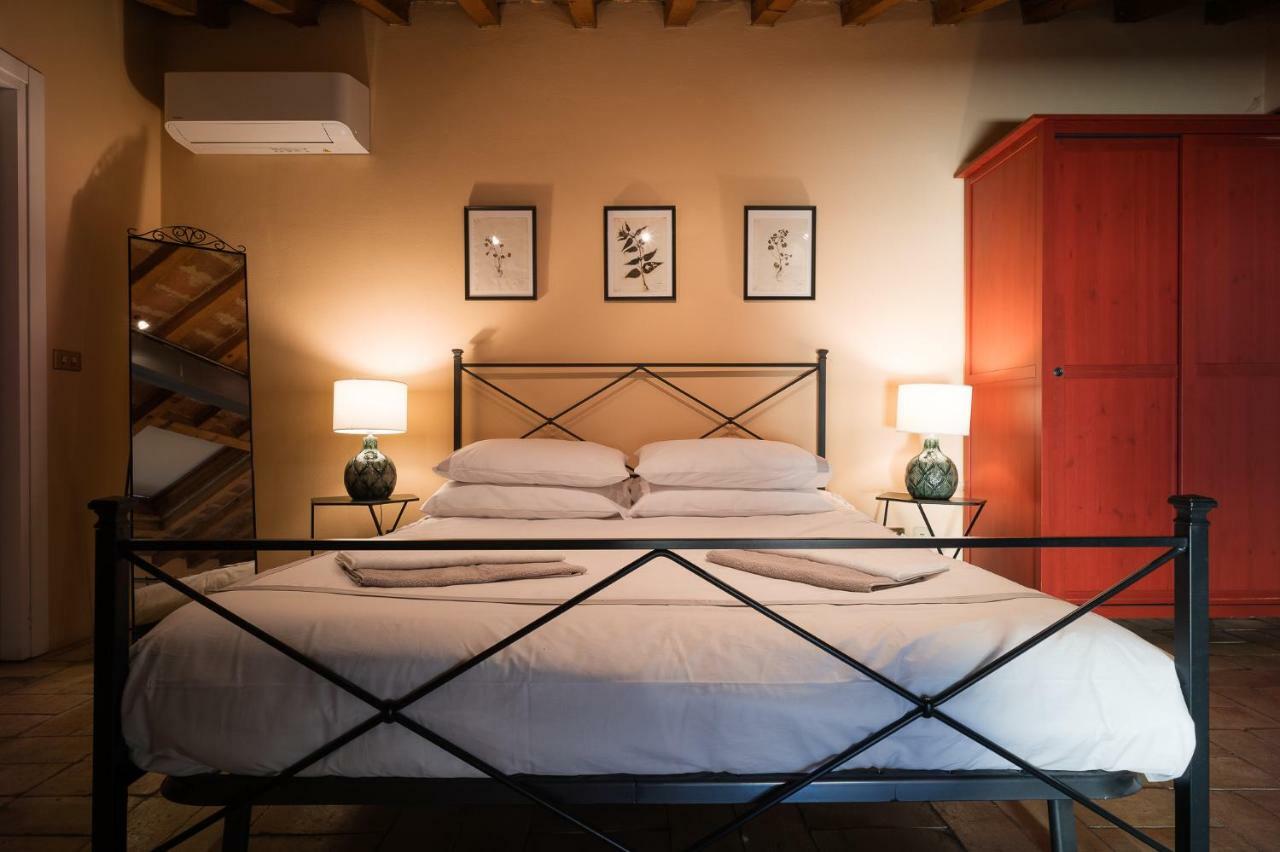 Altabella Apartment โบโลญญา ภายนอก รูปภาพ